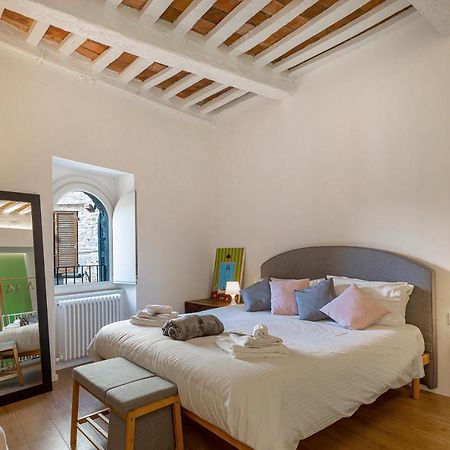 Dimora Casina Dell'Abbondanza Apartment กุบบีโอ ภายนอก รูปภาพ